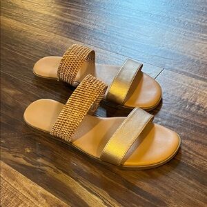 Women's Tan Sandals